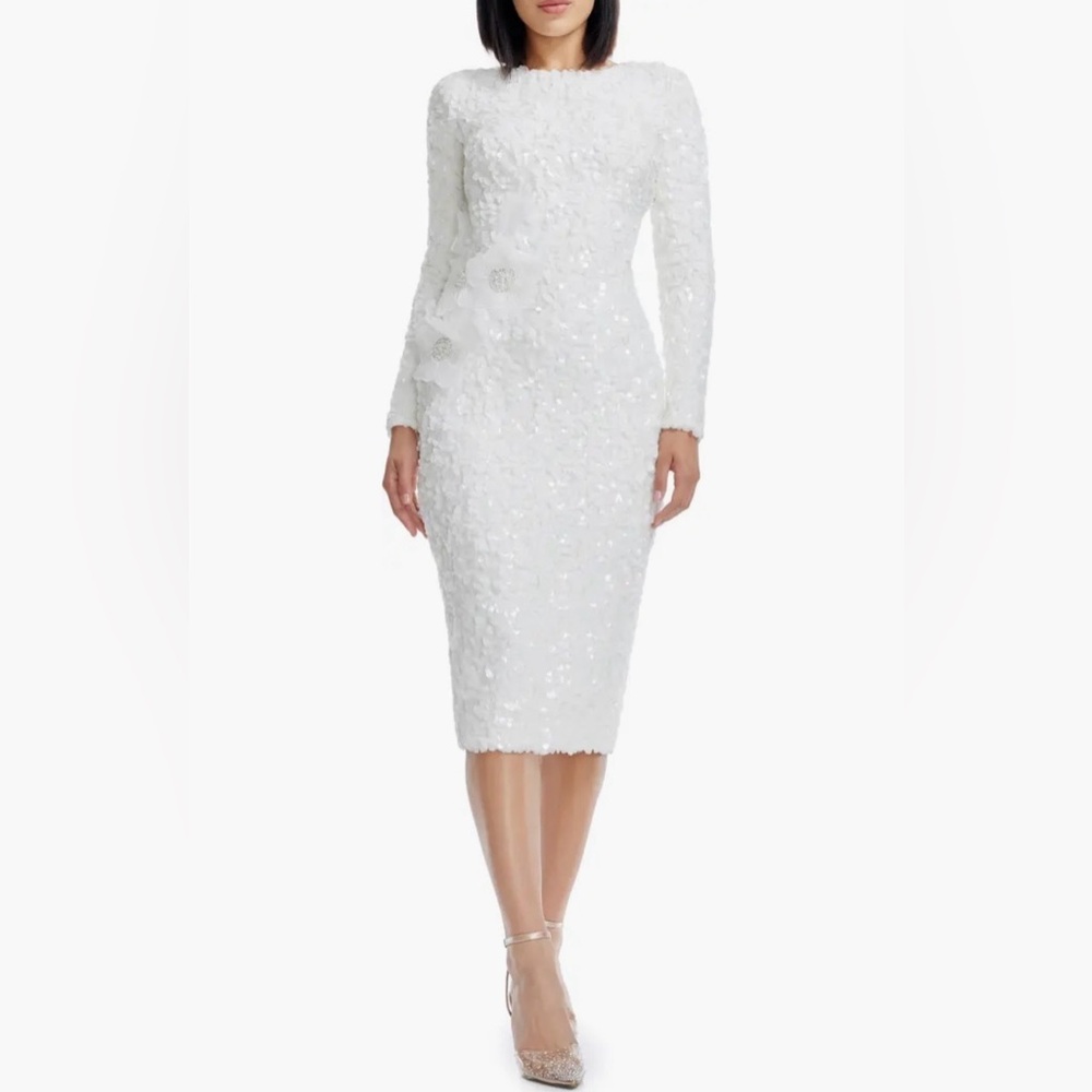 NWOT $438 Dress the Population Emmalyn Floral Appliqué & Sequin Long Sleeve Body